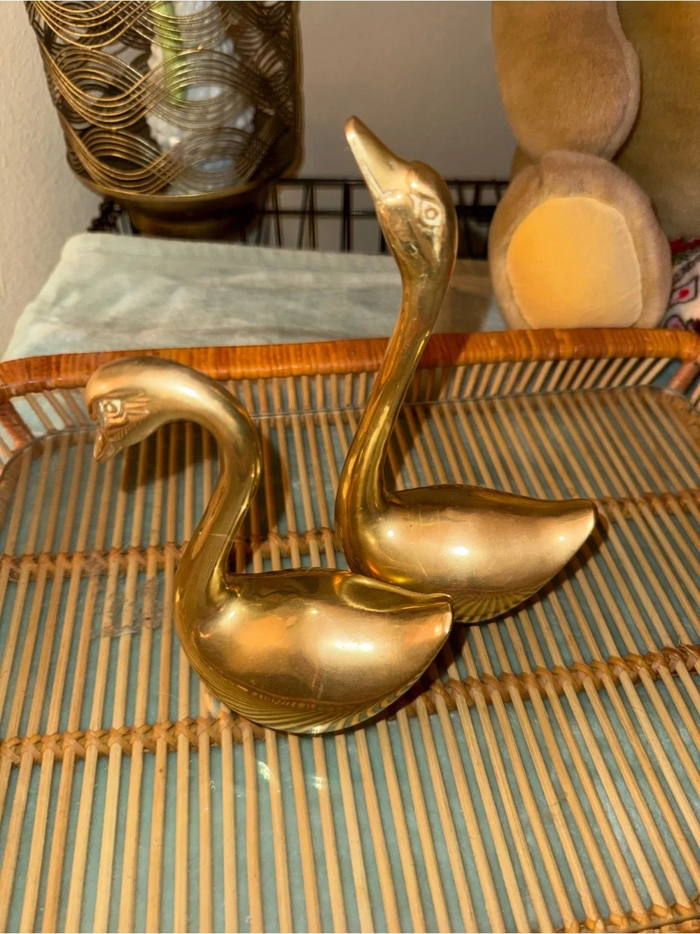 VIntage Brass Swan Figurine Pair - Gold Décor